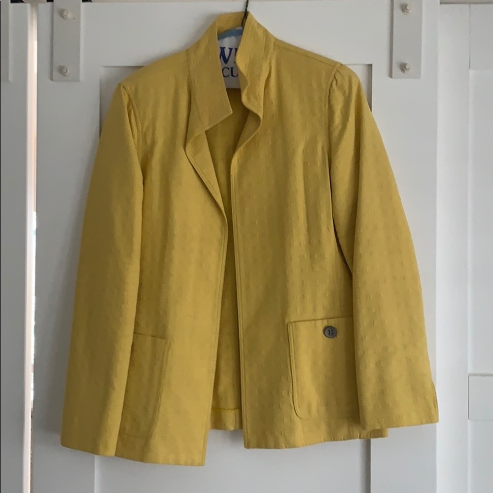 Nina Mclemore Yellow Jacket